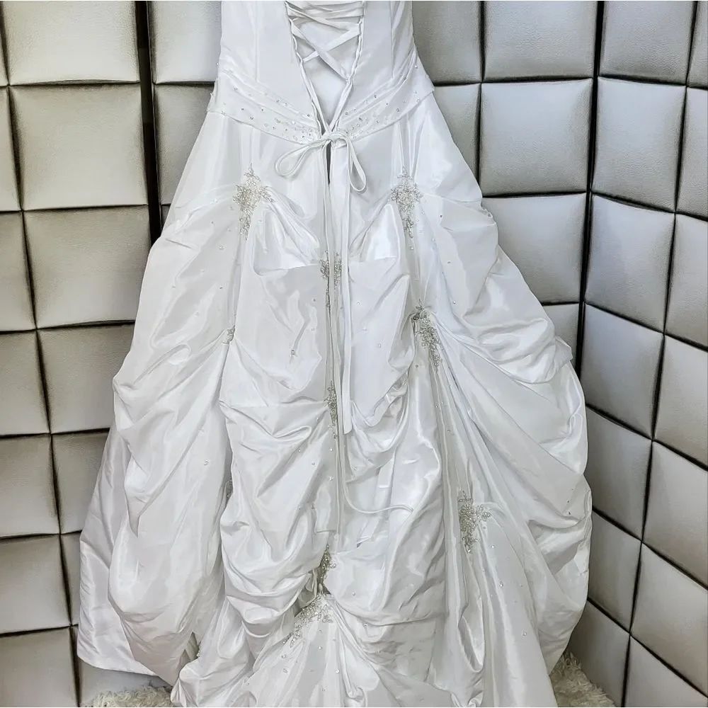 Alfred Angelo bridal gown - Picture 10 of 12